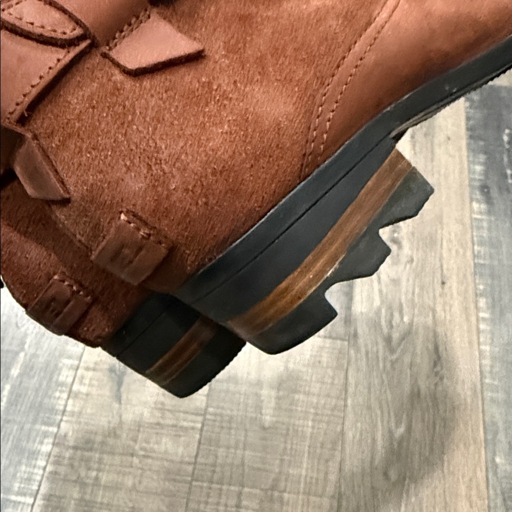 Sorel booties 7.5 - Picture 7 of 7